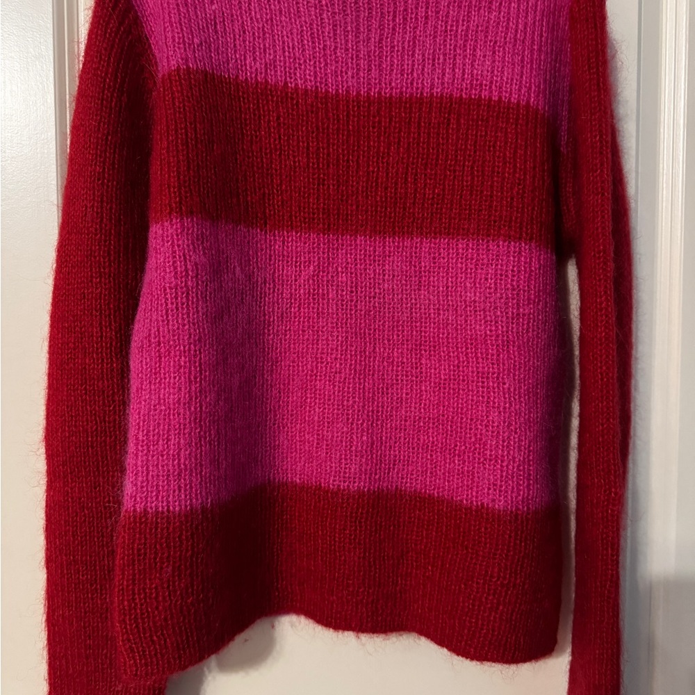 Tommy Hilfiger Color-Block Crew Neck Sweater in Red and Pink
